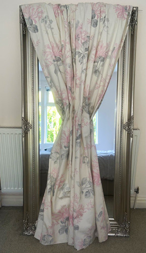 Laura ashley honeysuckle - laura, trail